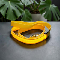 Happy Animalia yellow LED dog leash, rechargeable and visible up to 50m for safe night walks.