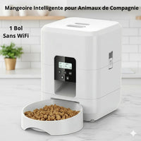 Happy Animalia white automatic pet feeder with programmable portions and remote control via app. Features a large capacity and easy-to-clean design.